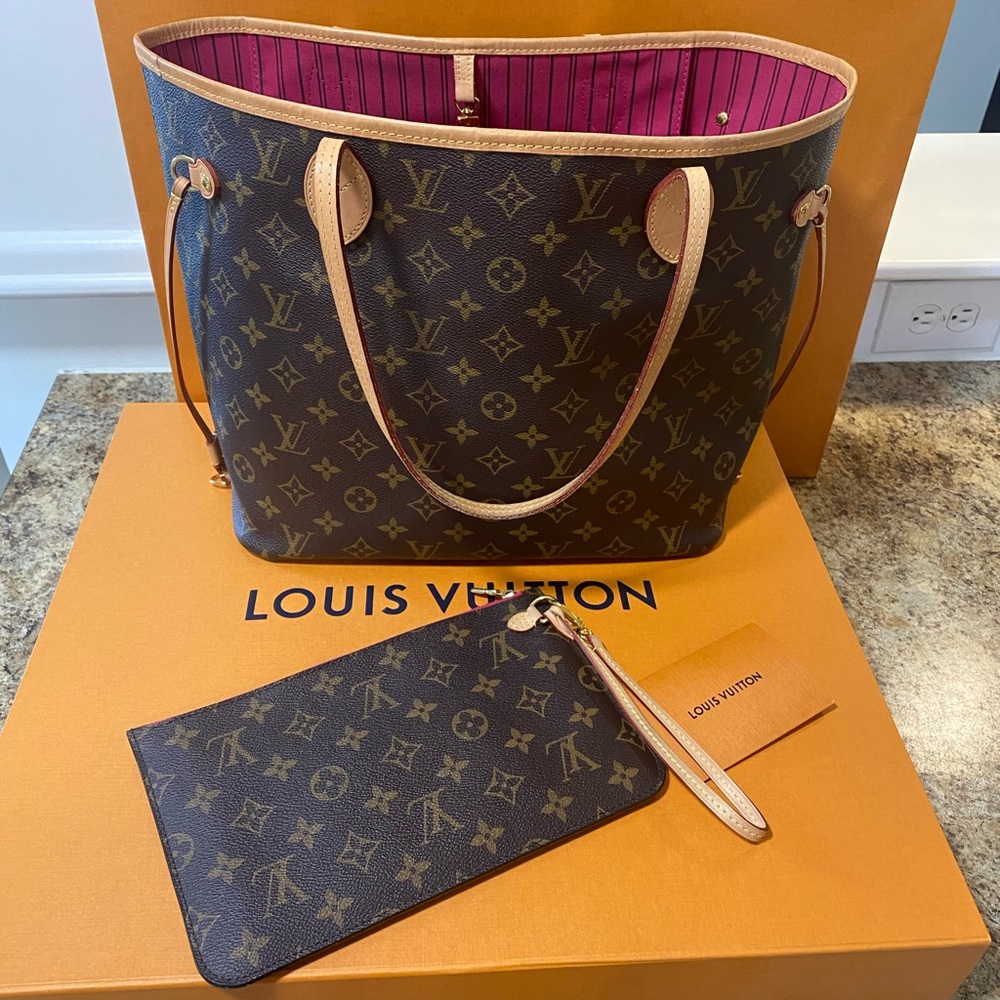 Louis Vuitton Monogram Canvas Neverfull Tote with Pink Stripe Lining
